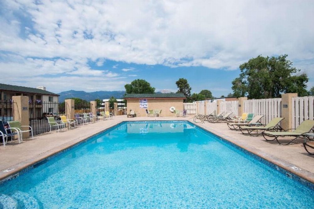 Knights Inn Colorado Springs Central Main image